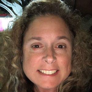 Meet your Posher, Karie